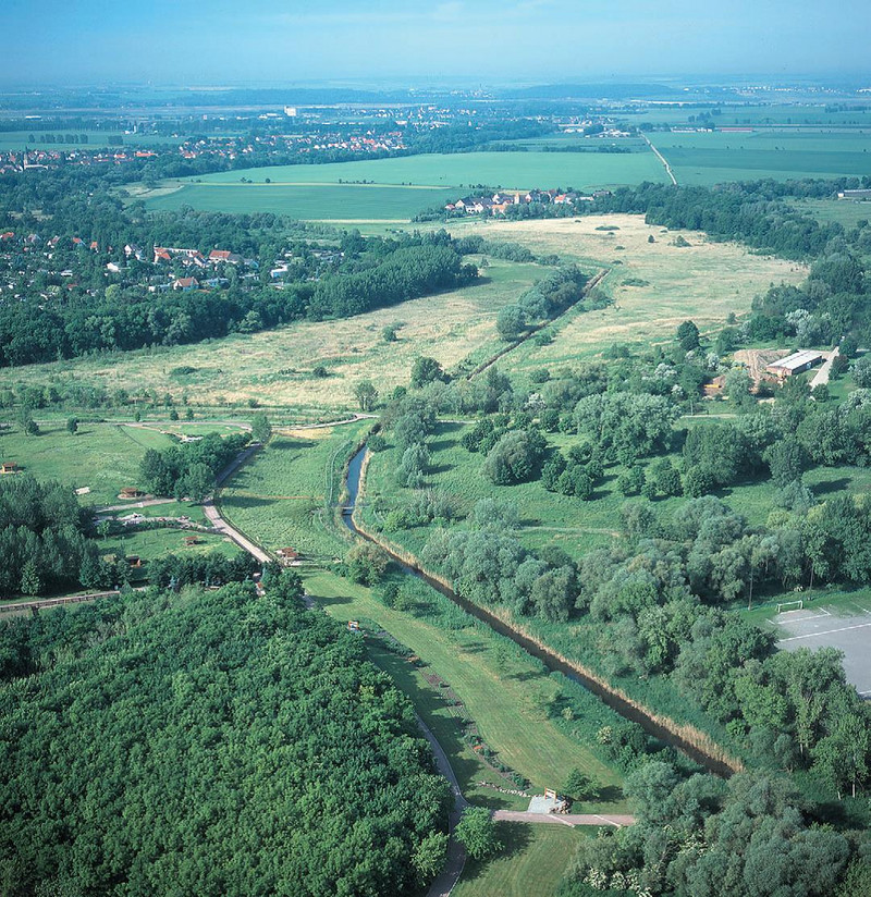 Blick vom Merseburger Südpark nach Westen Juni 2002